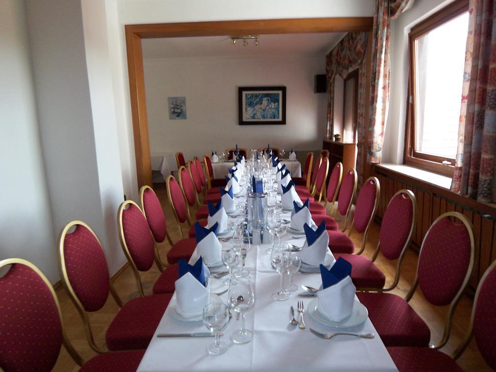 Landhotel Hamburger Hof Nettlingen Esterno foto