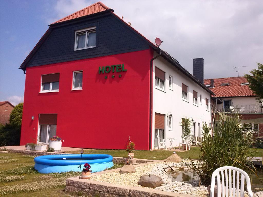Landhotel Hamburger Hof Nettlingen Esterno foto